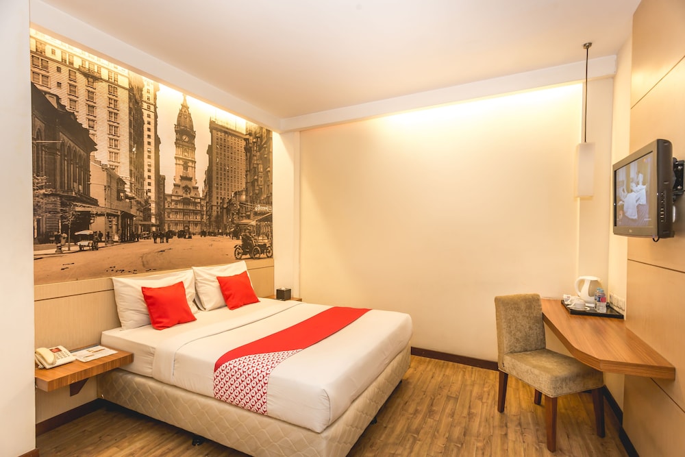 Feodora Hotel Grogol 8/20
