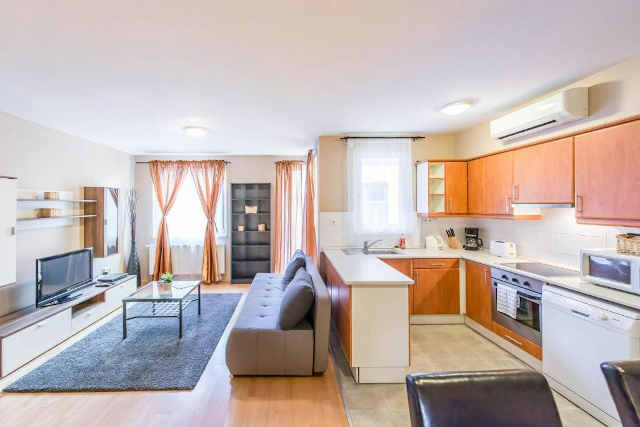 NOVA APARTMENTS 25/64