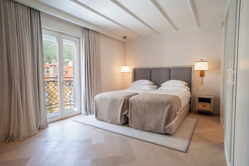 Camellia, Superior, Villa, Double or Twin Bed, City View, Annex