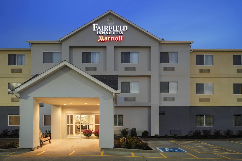 Comfort Inn & Suites Lima Northwest 1/30