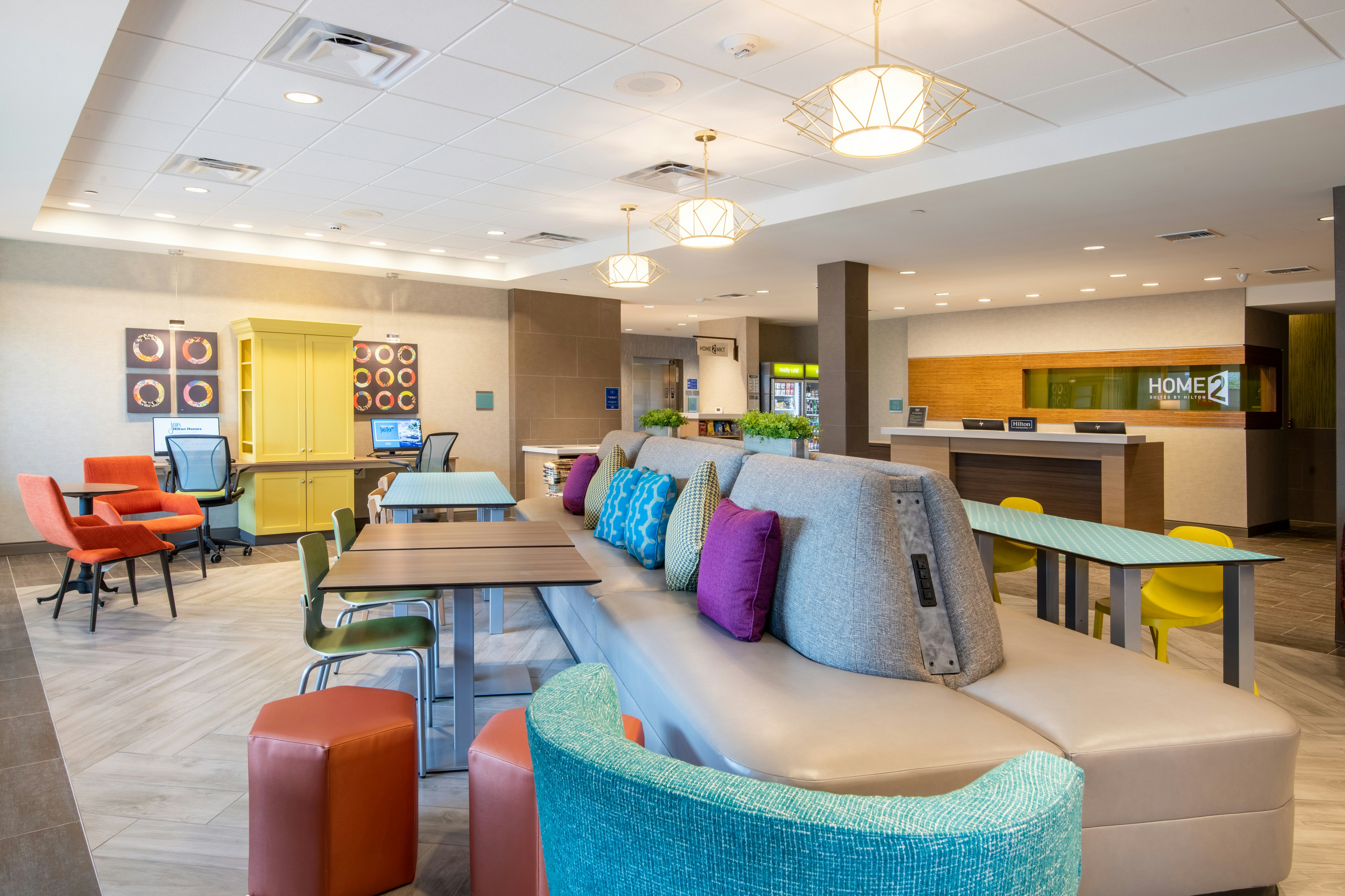Home2 Suites By Hilton Phoenix Airport North 23/47