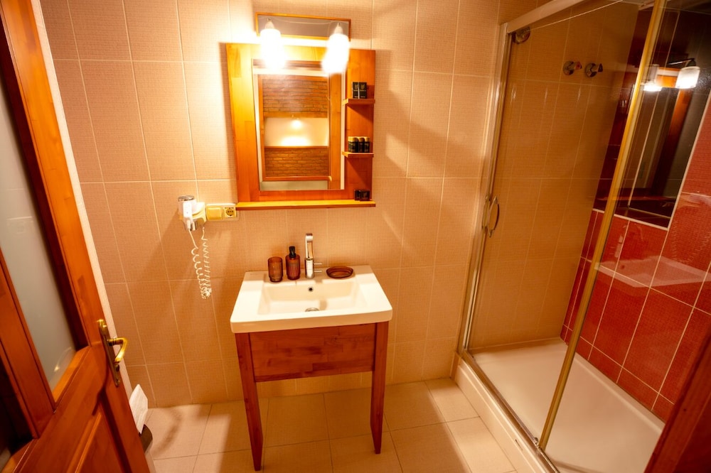 Leylak Boutique Hotel Brasserie Boutique Class 48/50