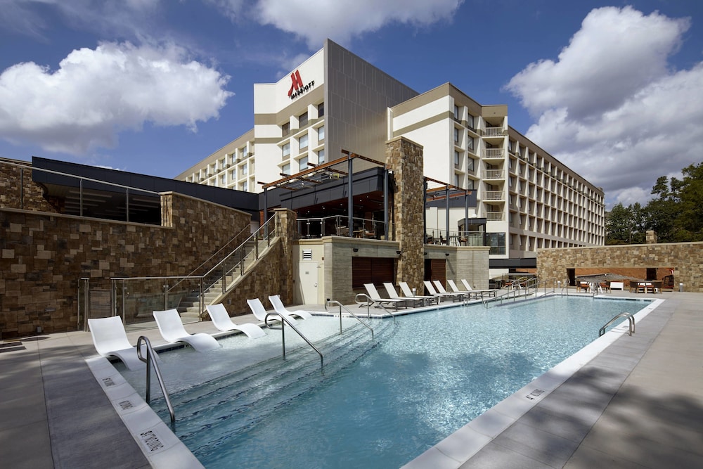 Raleigh Marriott Crabtree Valley 1/64