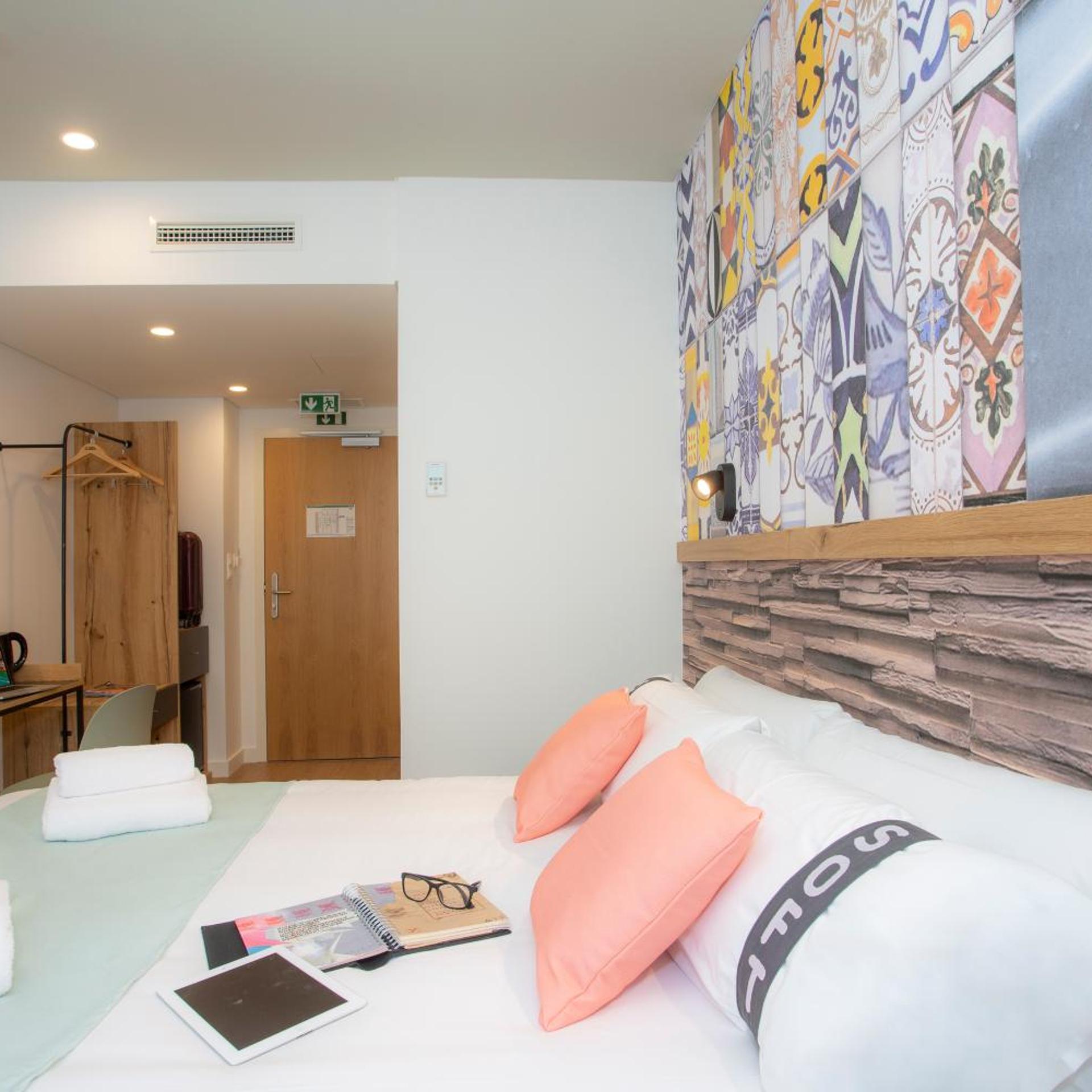 Room, King Bed, Balcony