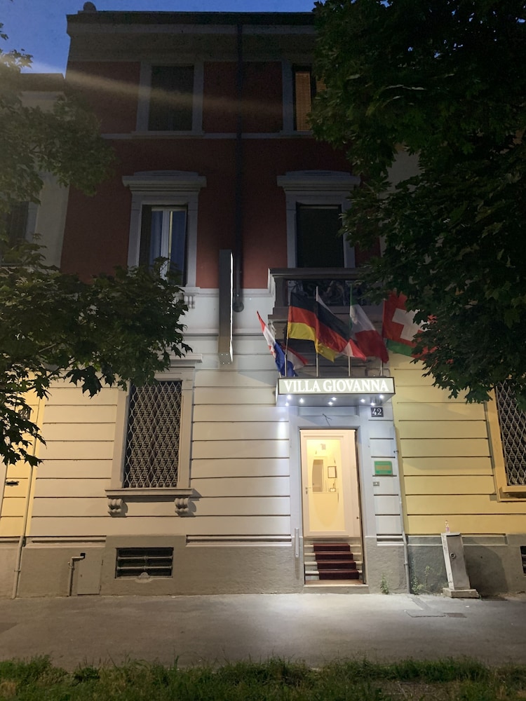 Hotel Villagiovanna milano 1/35