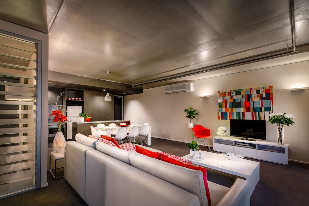 TRIBECA SERVICED APARTMENTS 15/47