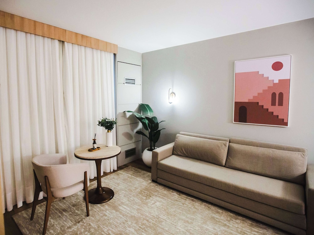 Mercure Camboriu Hotel 50/69