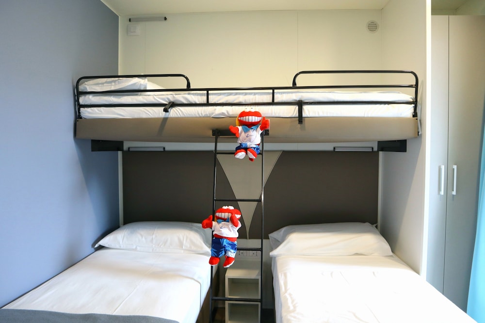 VELA BLU CAMPING VILLAGE 26/67