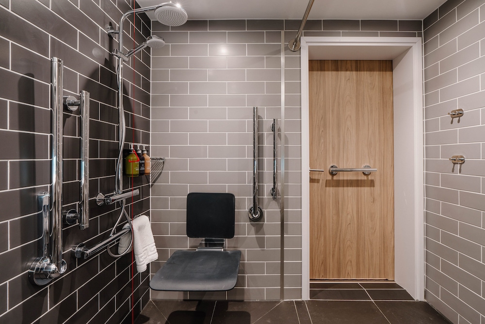 Holiday Inn Express Liverpool Central an IHG Hotel 2/30