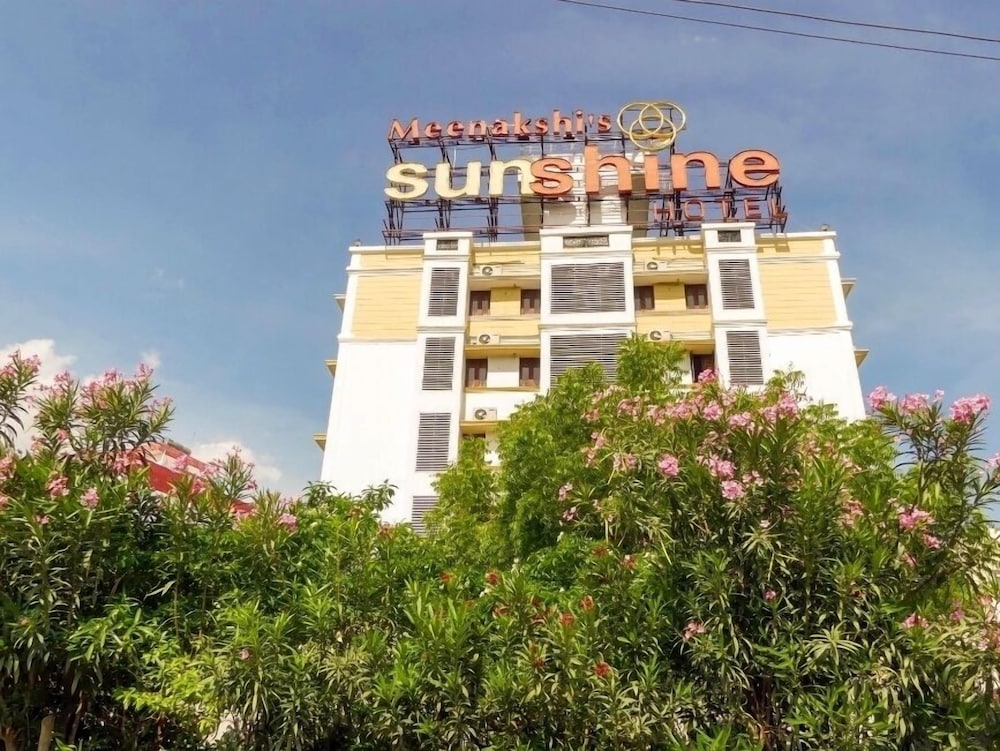 MEENAKSHI'S SUNSHINE HOTEL 2/29