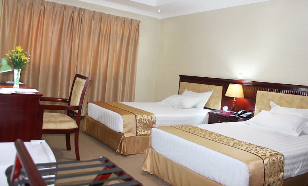 Hill View Hotel &amp; Apartments 16/49