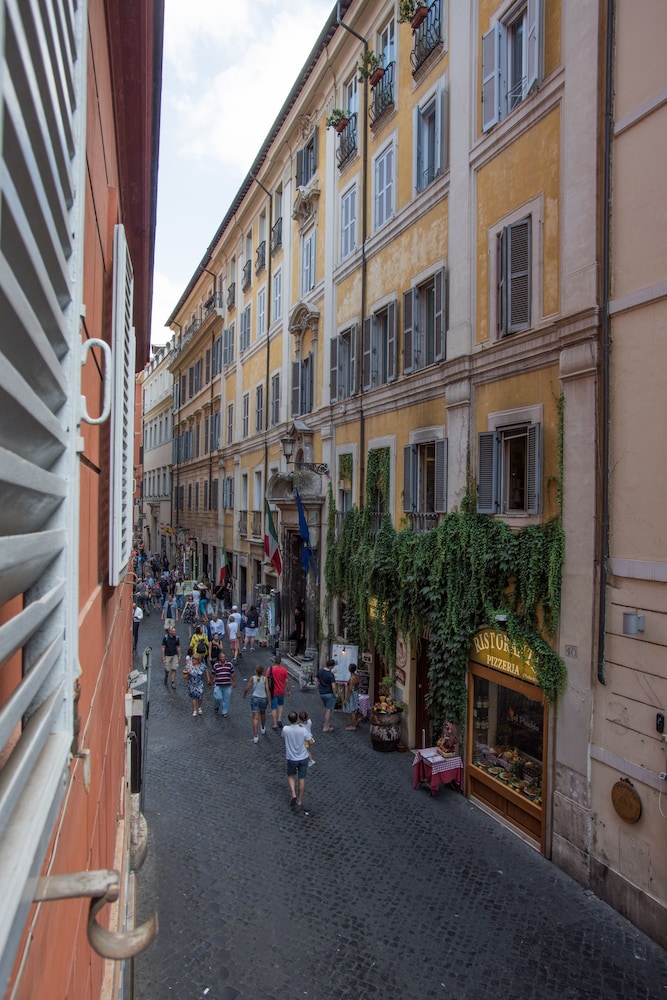 Rome King Suite 62/69