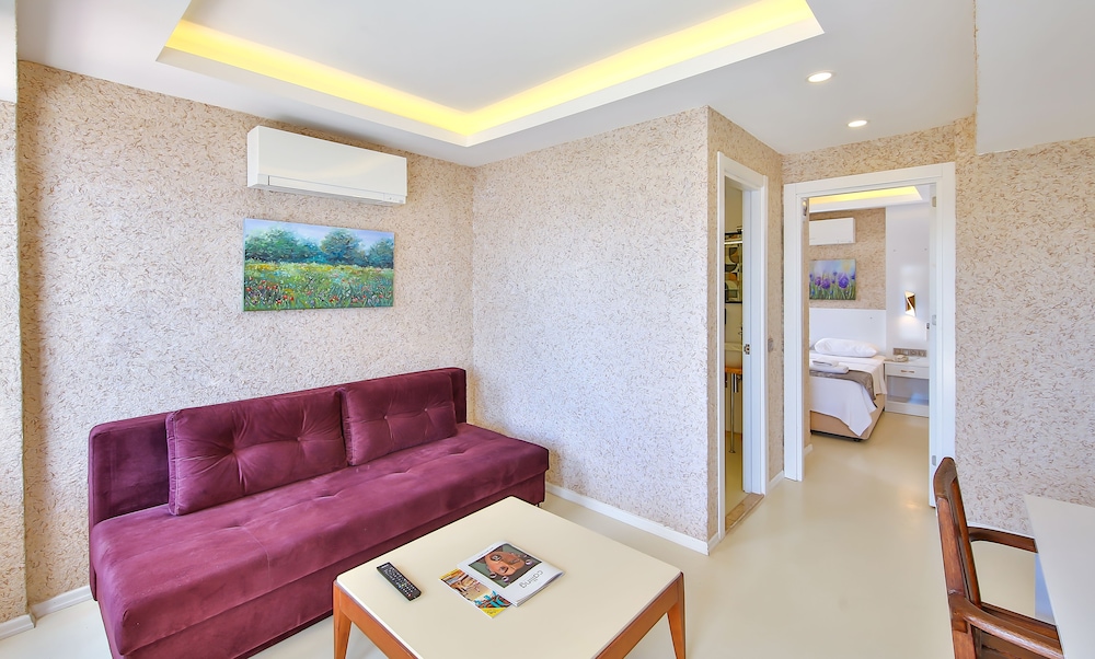 Hotel No37 27/47