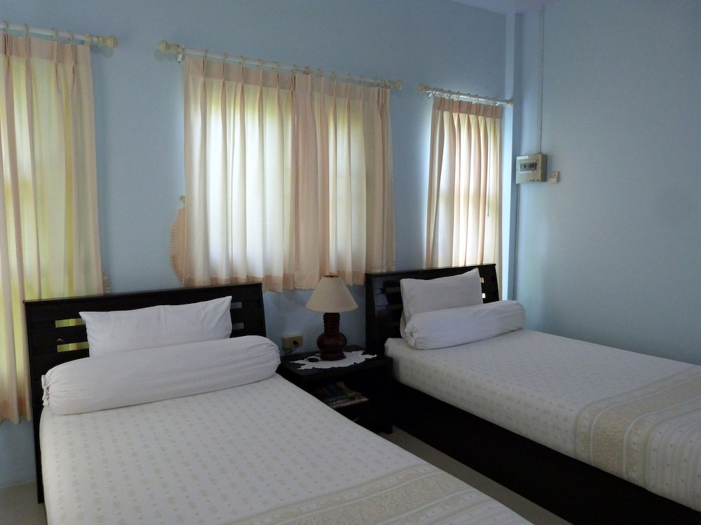 Bann Suan Rachawadee B&B 5/30