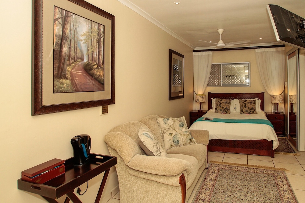 Chartwell Guest House 48/74