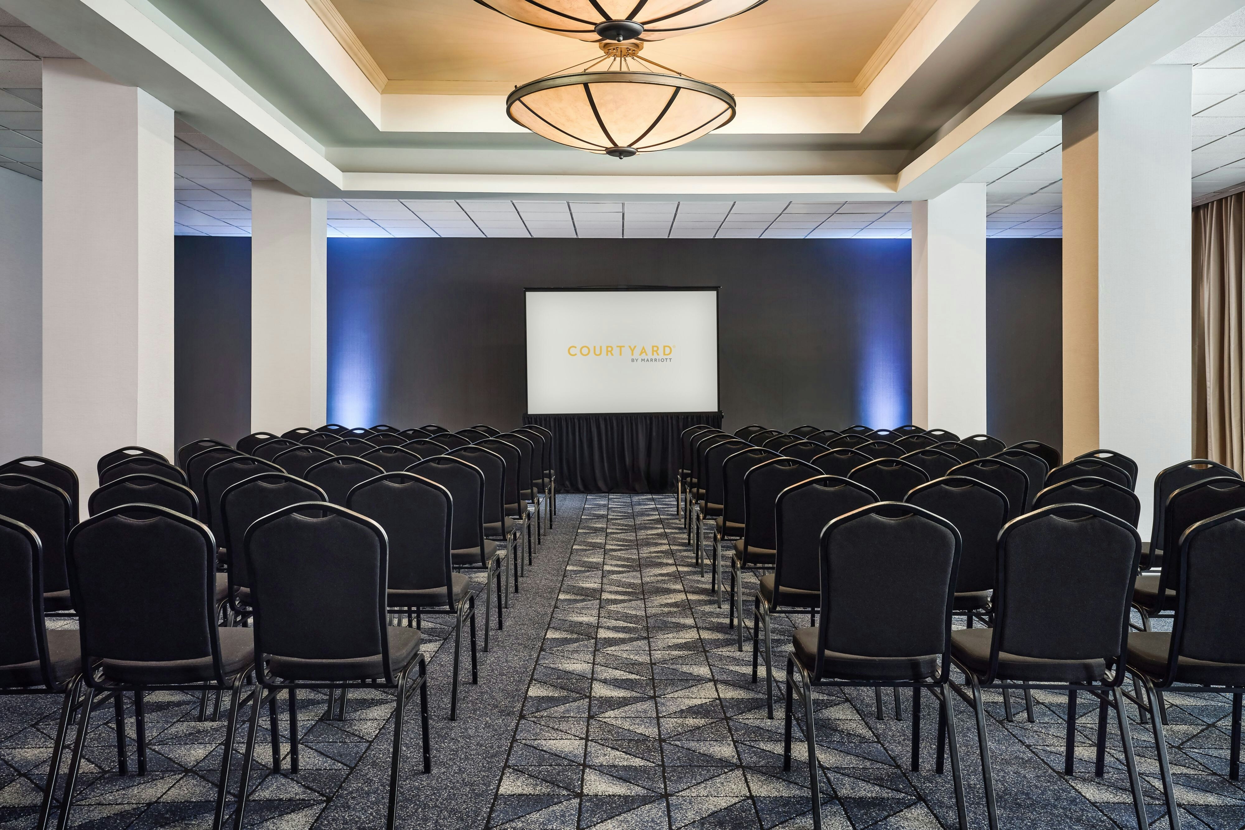 Courtyard By Marriott San Diego Mission Valley/Hotel Circle 14/26