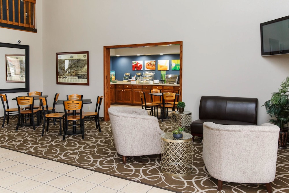 Quality Inn Burlington Near Hwy 34 16/27