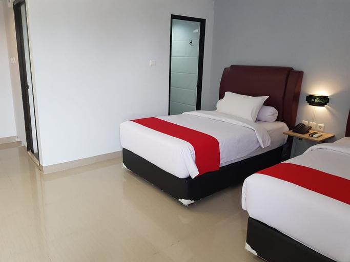 MJ s Hotel 14/25