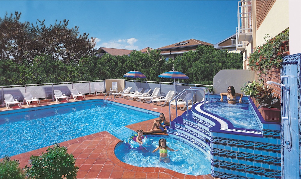 Hotel & Residence Continental 48/50