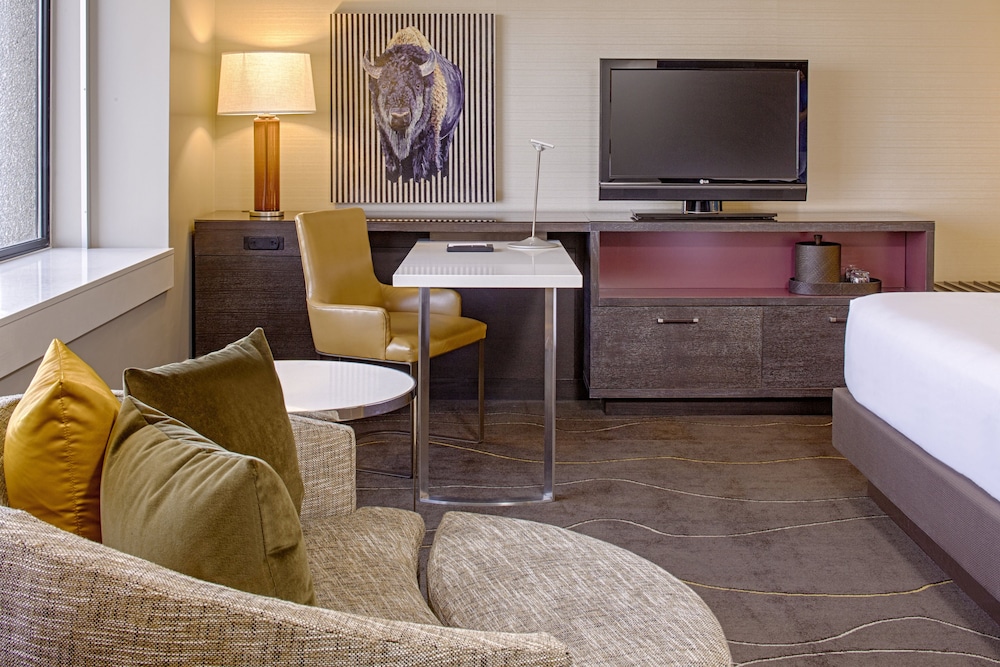 Grand Hyatt Denver 47/78