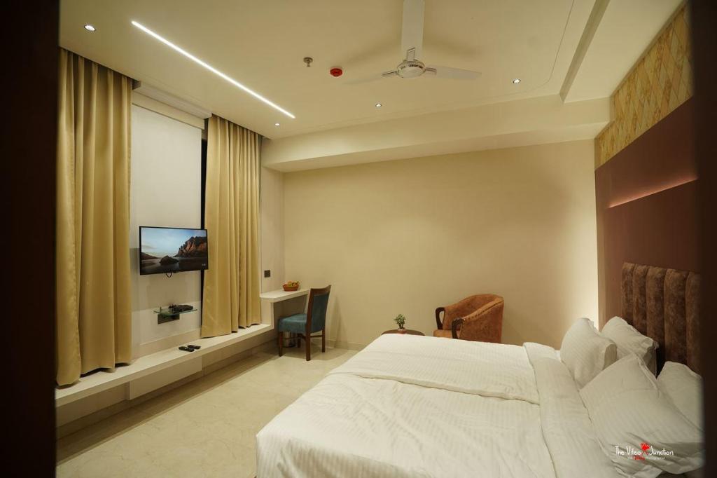 Blue Diamonds Inn 17/33