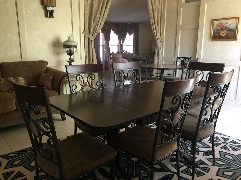 Shady Lady Bed & Breakfast 54/61