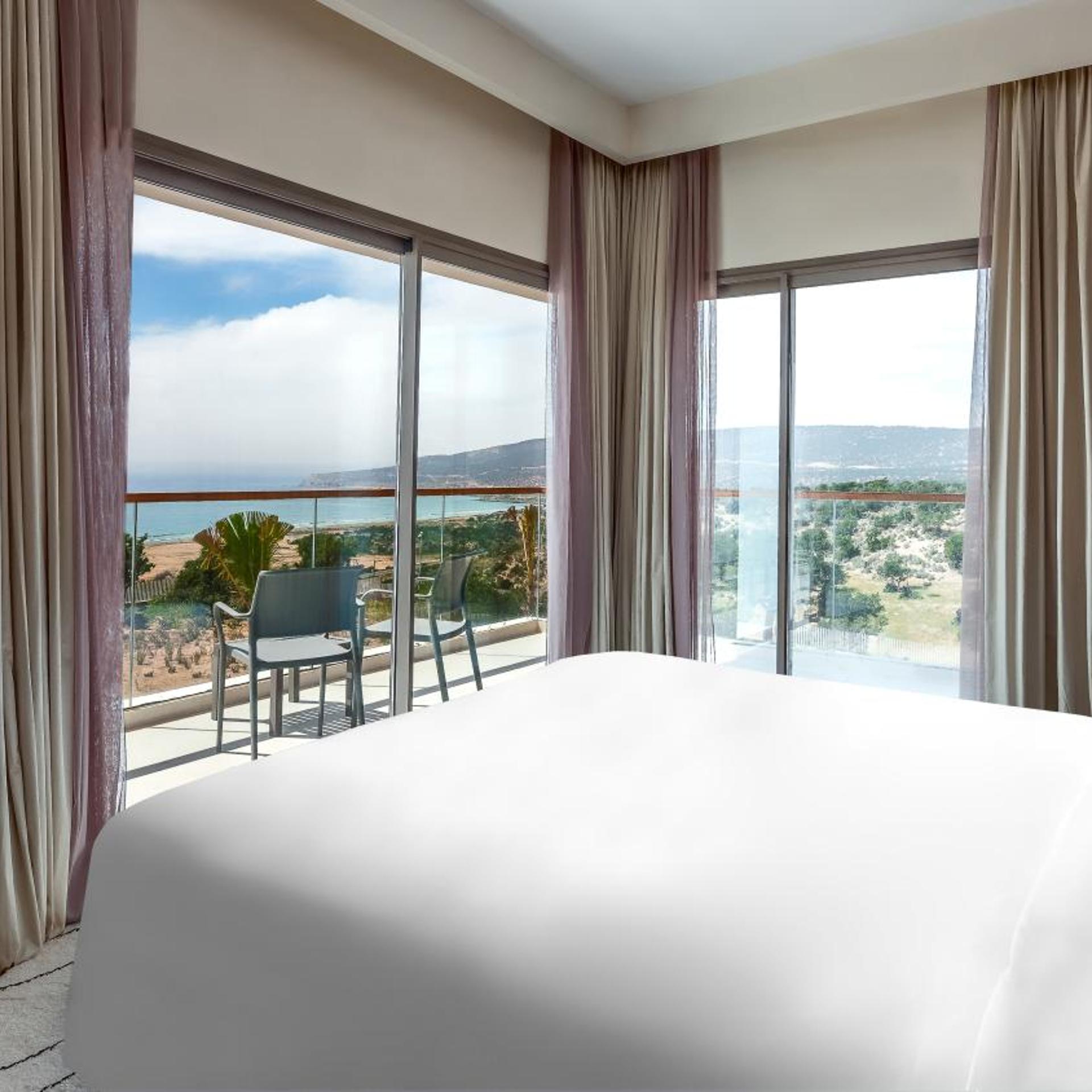 Specialty, Suite, King Bed