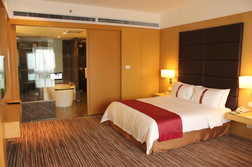 Specialty, Single Bed