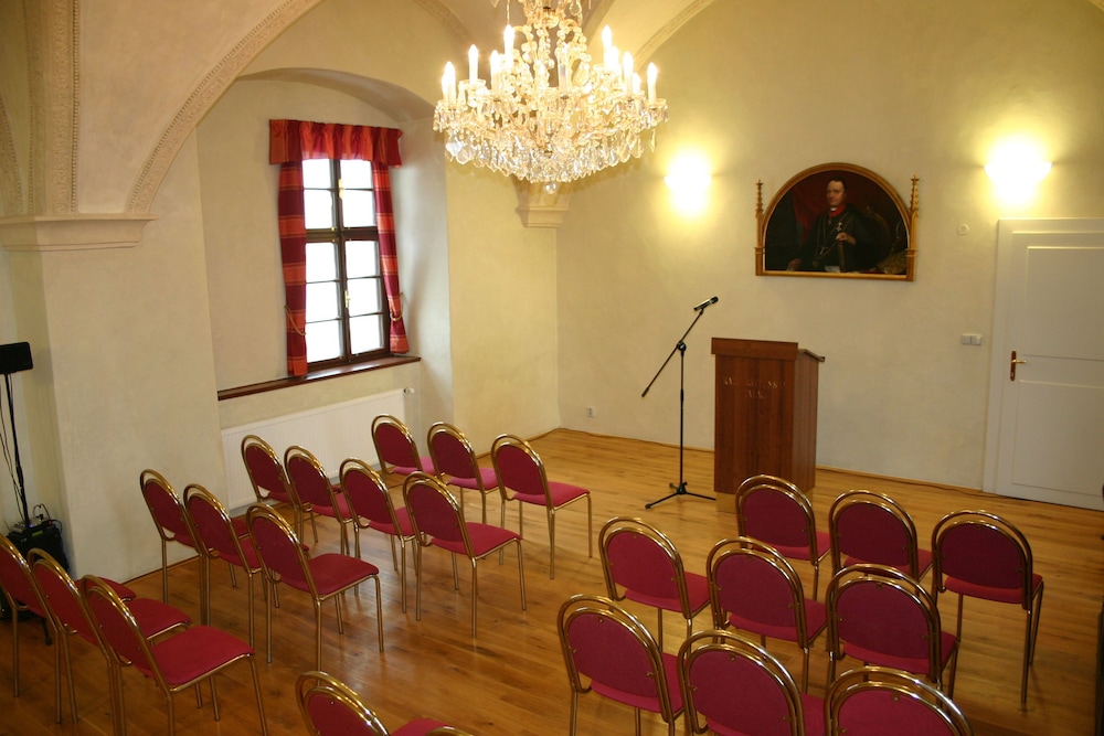 Hotel Adalbert 47/69