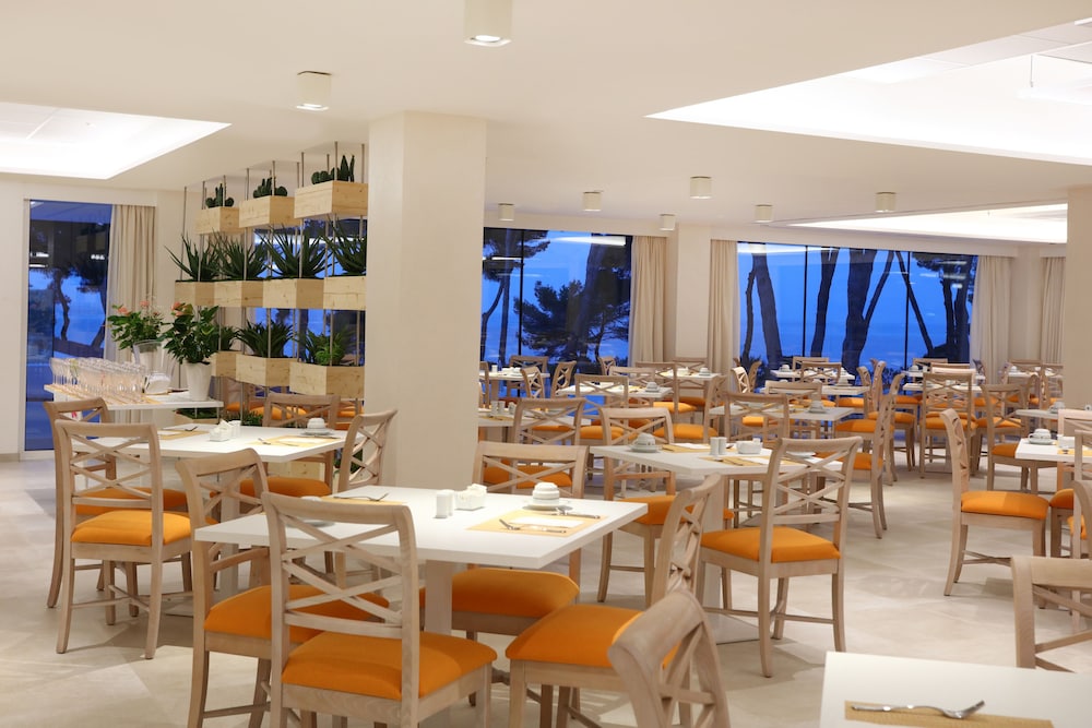 Iberostar Selection Santa Eulalia Ibiza - Adults Only 63/77