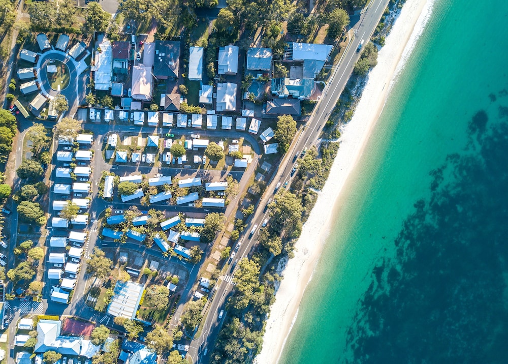 SHOAL BAY HOLIDAY PARK 62/70