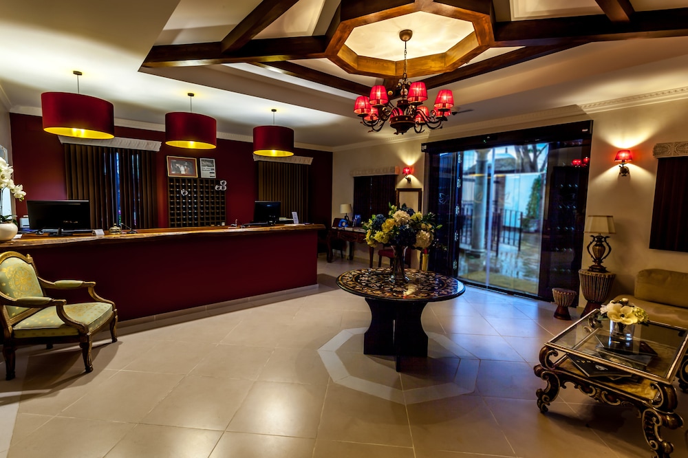 Paloma Blanca Boutique Hotel 3/50