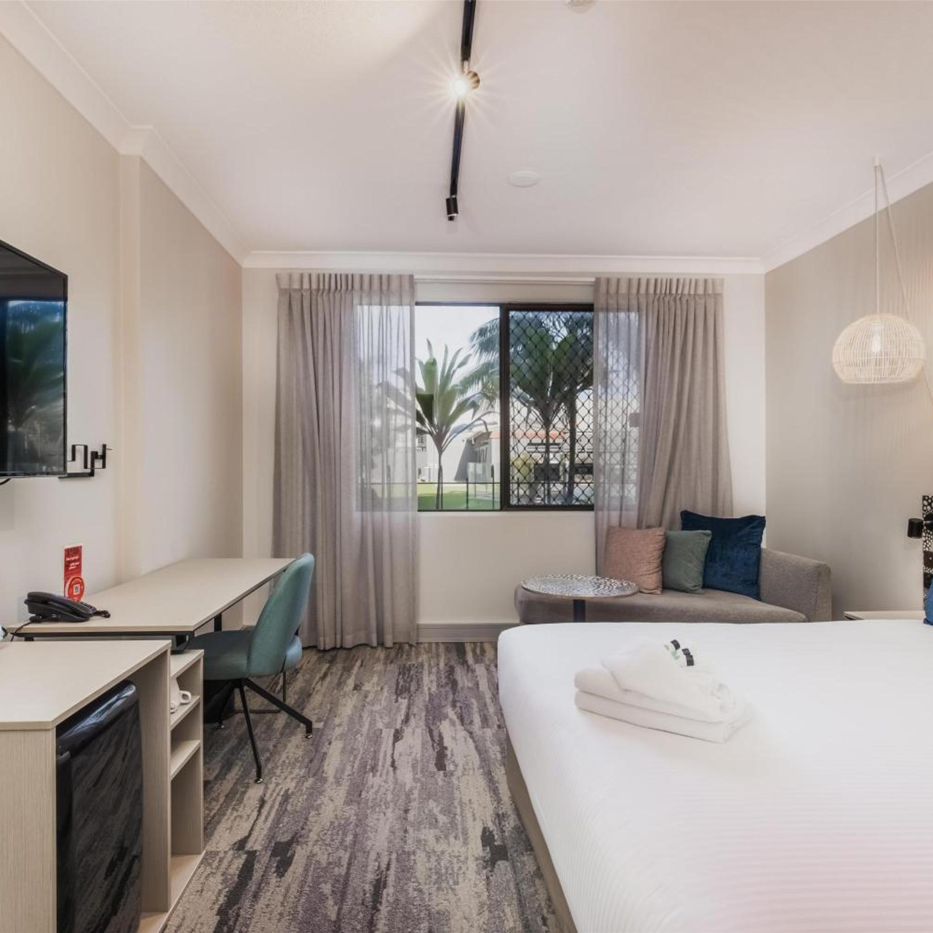 غرفة بسرير كينج لذوي الإعاقة، Mermaid Waters Hotel by Nightcap Plus 4/8