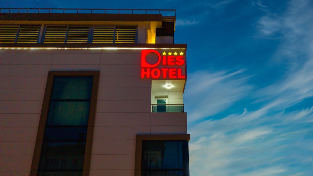 Dies Hotel 5/62