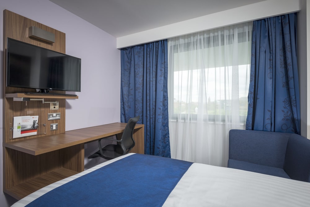 Holiday Inn Express Middlesbrough Centre Square 14/68