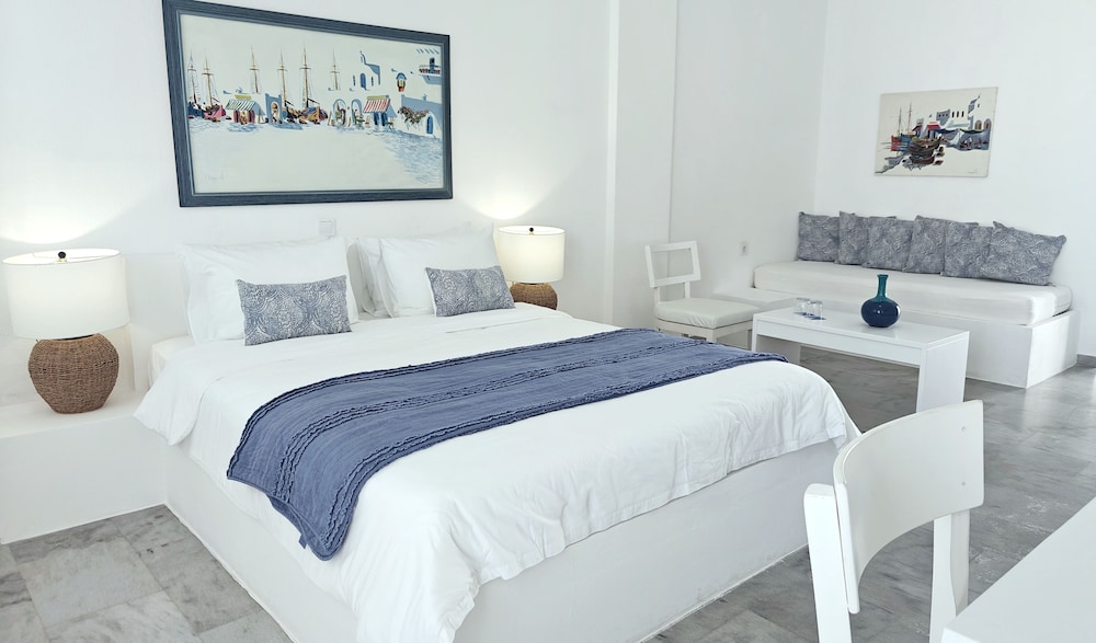 GRAND, DOUBLE BED