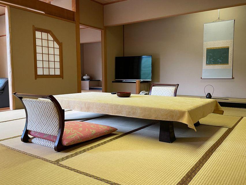 Japanese, Standard, River View, Bathtub