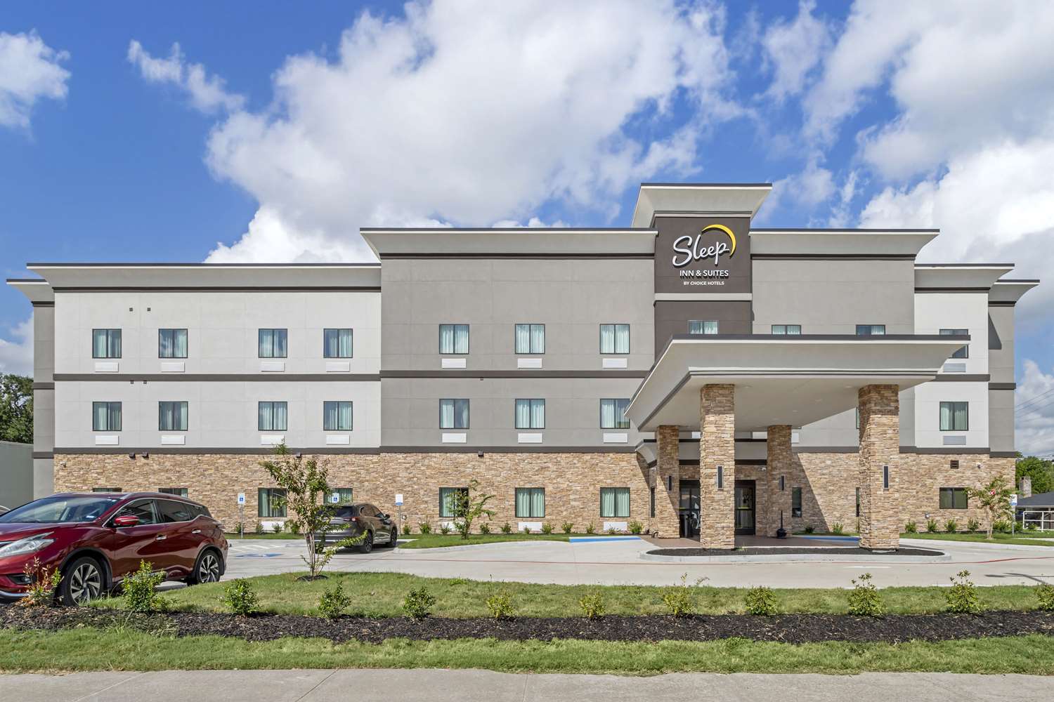 Sleep Inn & Suites Liberty TX 3/23