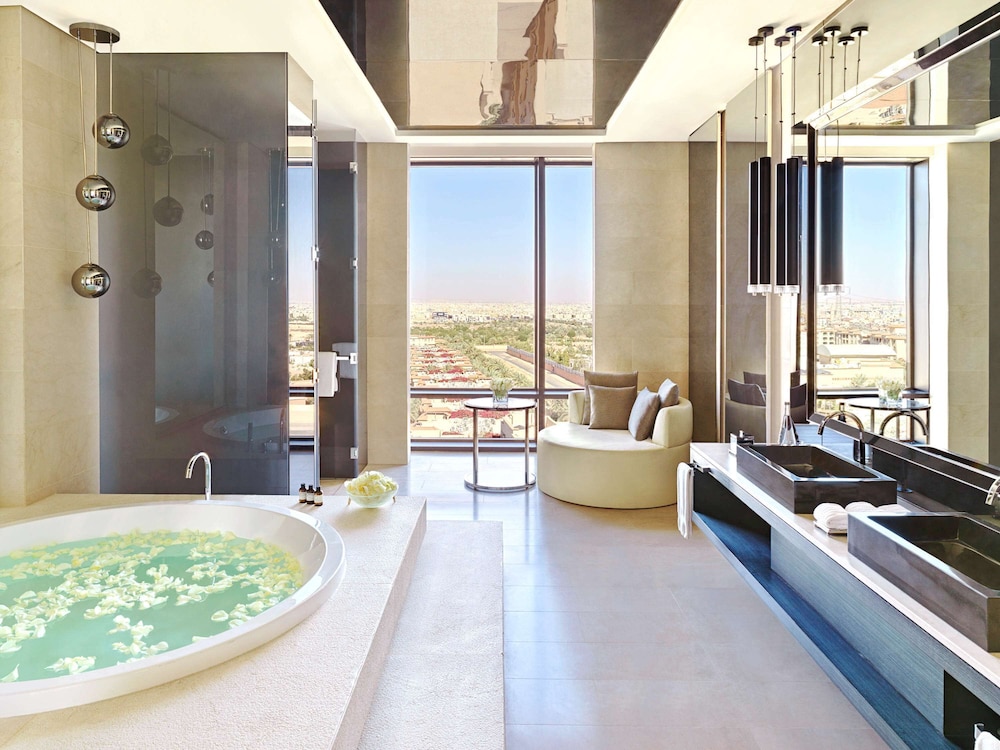 فيرمونت الرياض(Fairmont Riyadh) 18/69