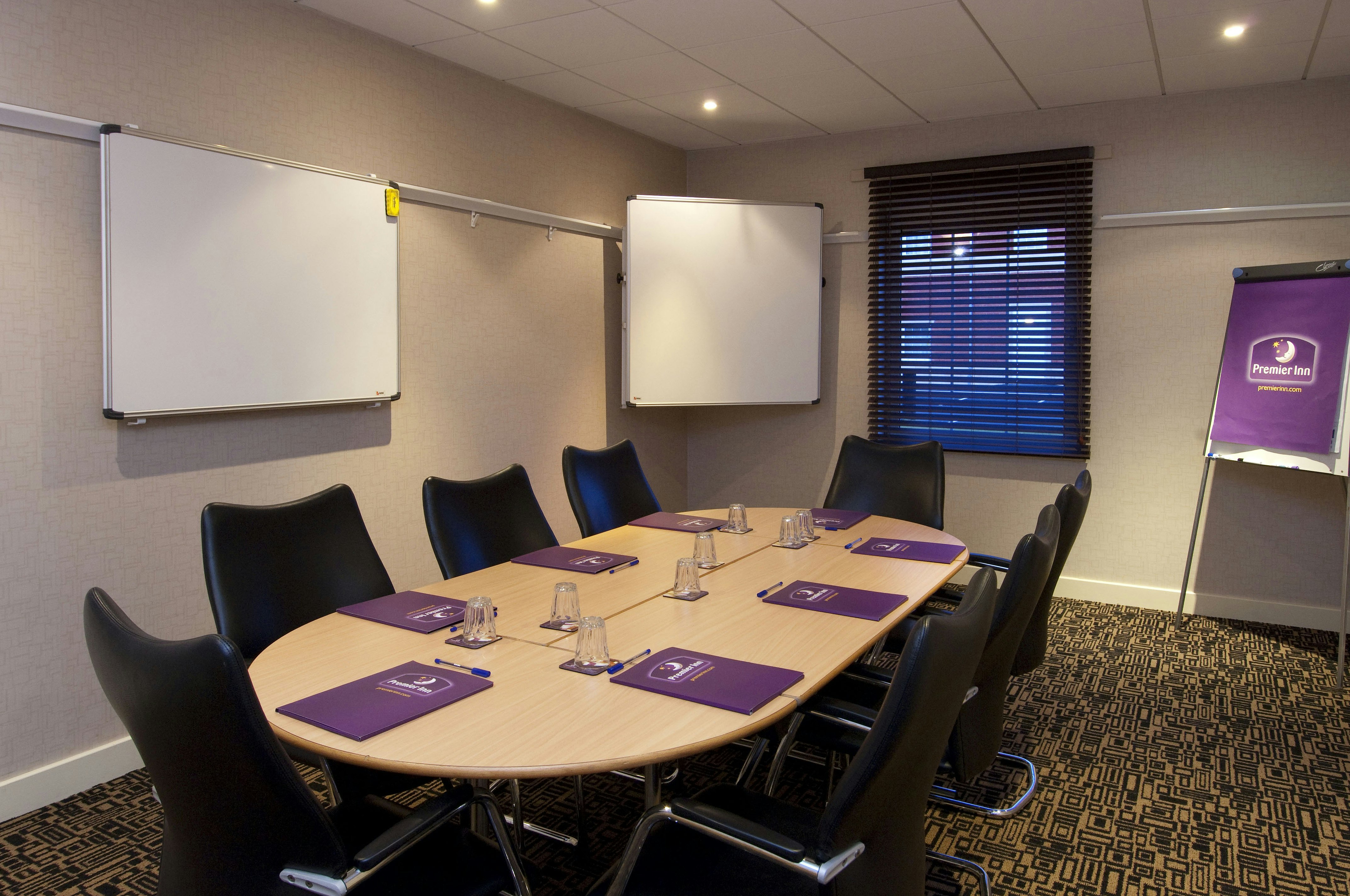 Premier Inn Manchester Trafford Centre West Hotel 42/50