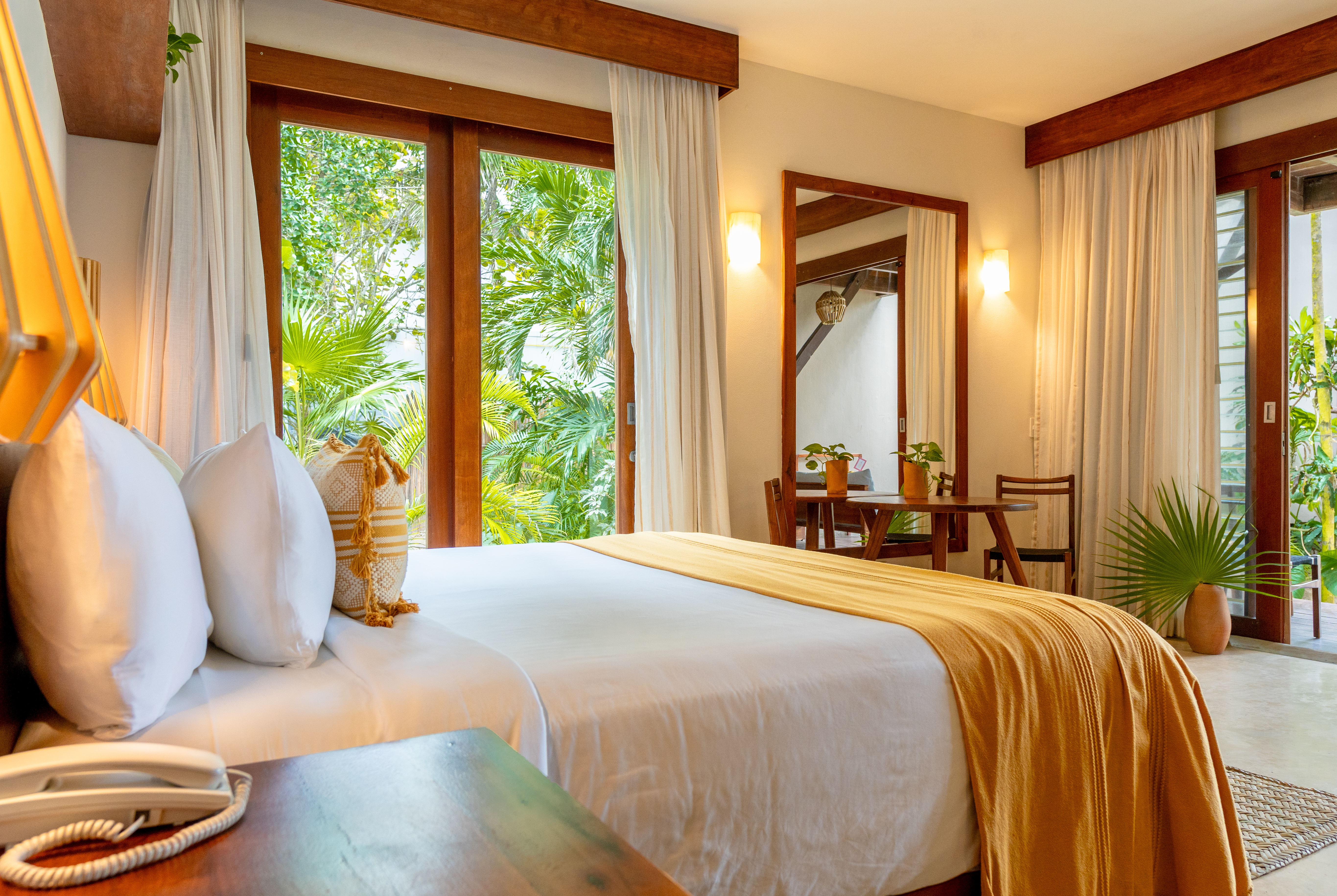 Room, Garden View