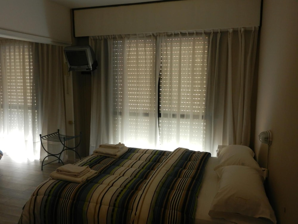 Hotel Hostal del Rey 26/51