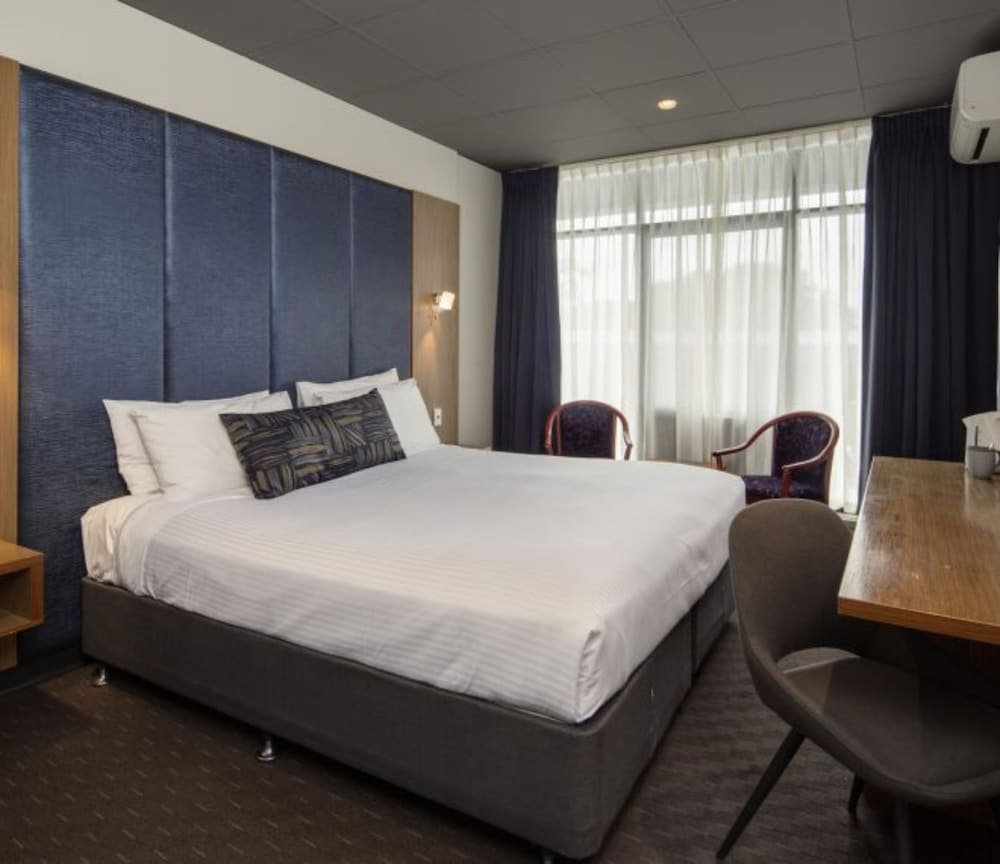 MARION HOTEL 16/70