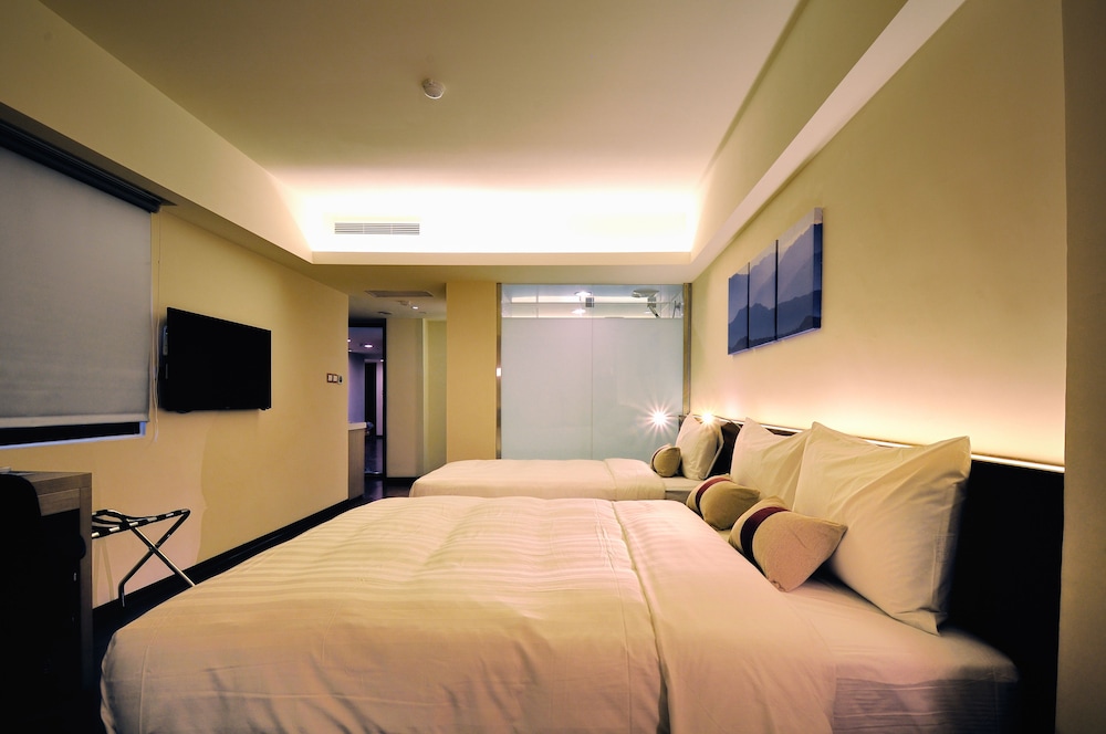 Audi Garden Business Hotel 8/34