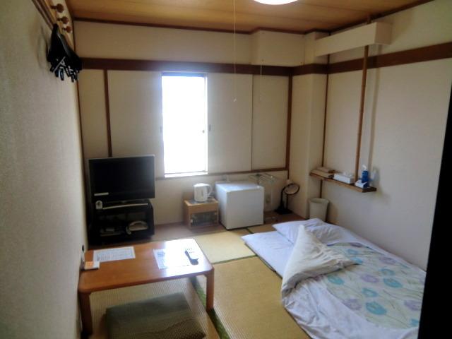 Japanese, Tatami, Smoking
