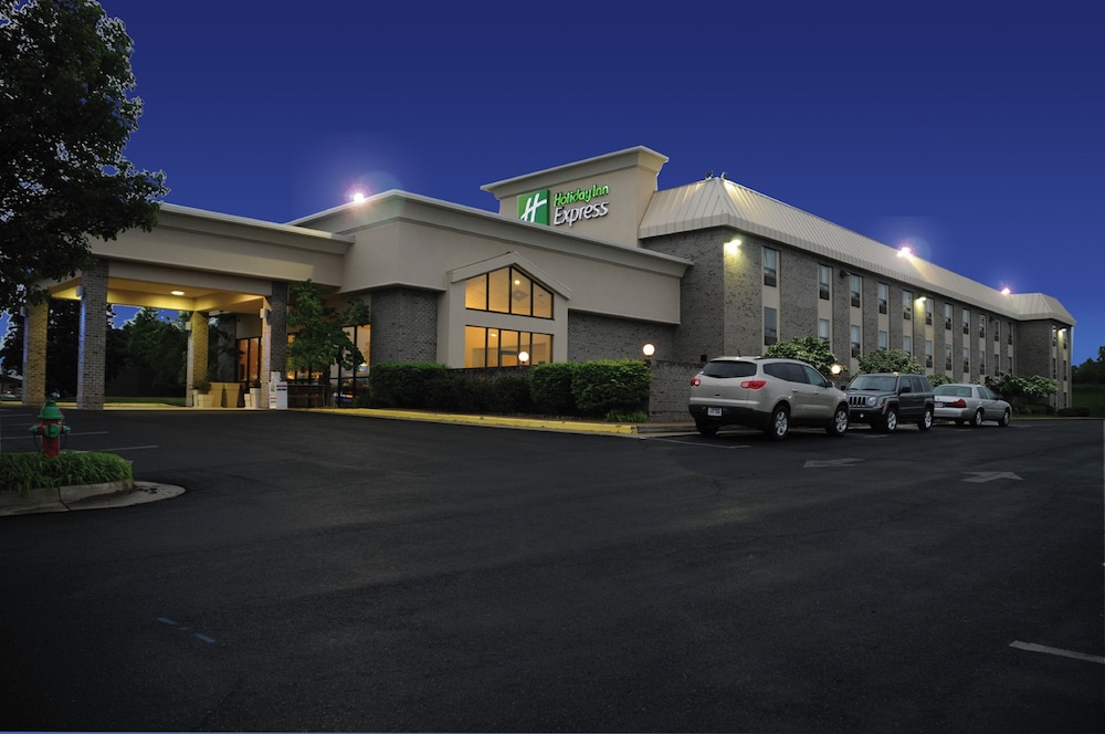 Holiday Inn Express Winchester South Stephens City 5/55