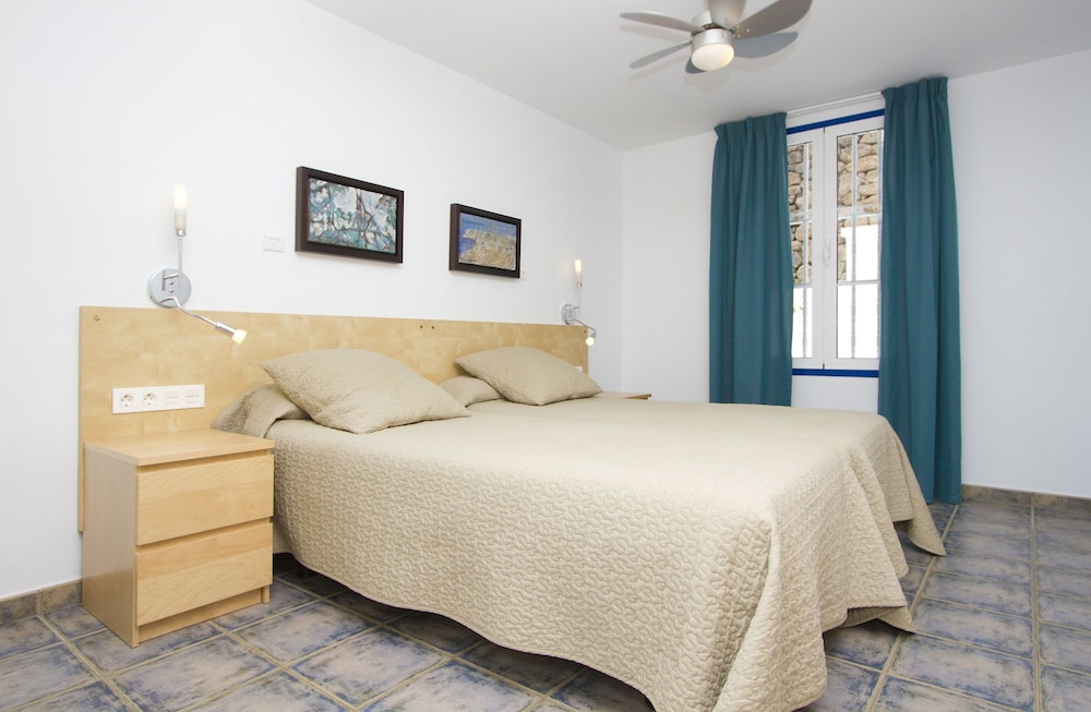 1 BEDROOM, SUPERIOR, APARTMENT, XL