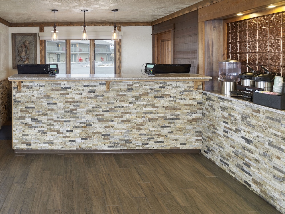 Ridgeline Hotel at Yellowstone, an Ascend Collection Hotel 5/59