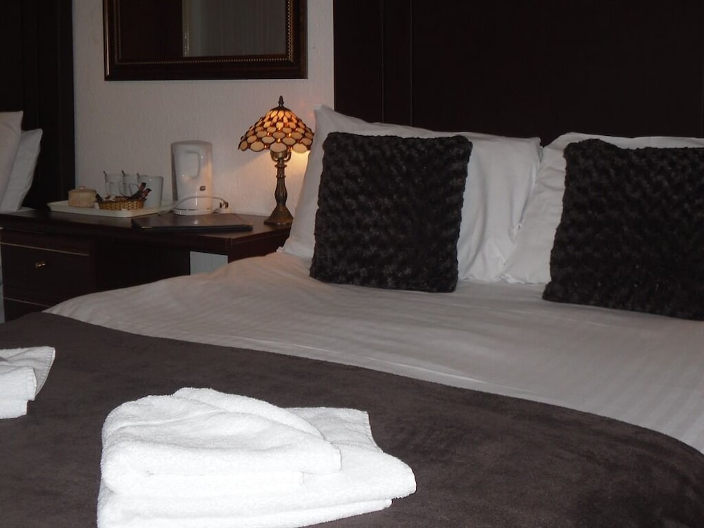 Richmond Hotel Guest House 11/15