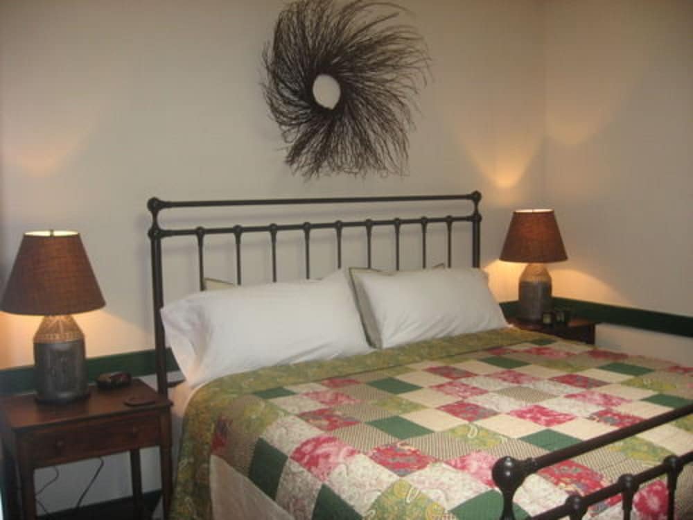 The Brafferton Inn 12/66